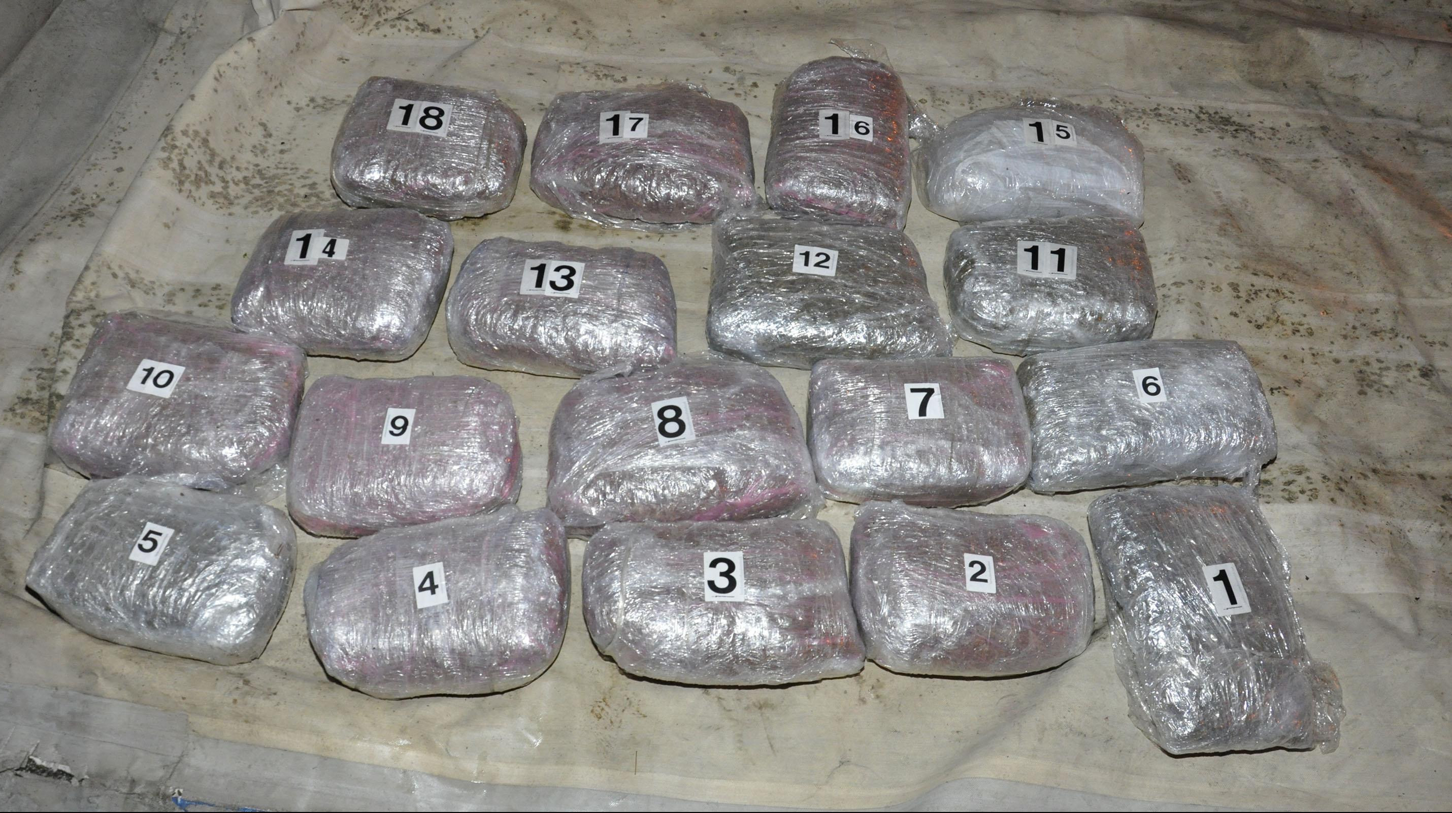 UHAPŠEN DILER U KRALJEVU: Policija zaplenila 18 paketa droge